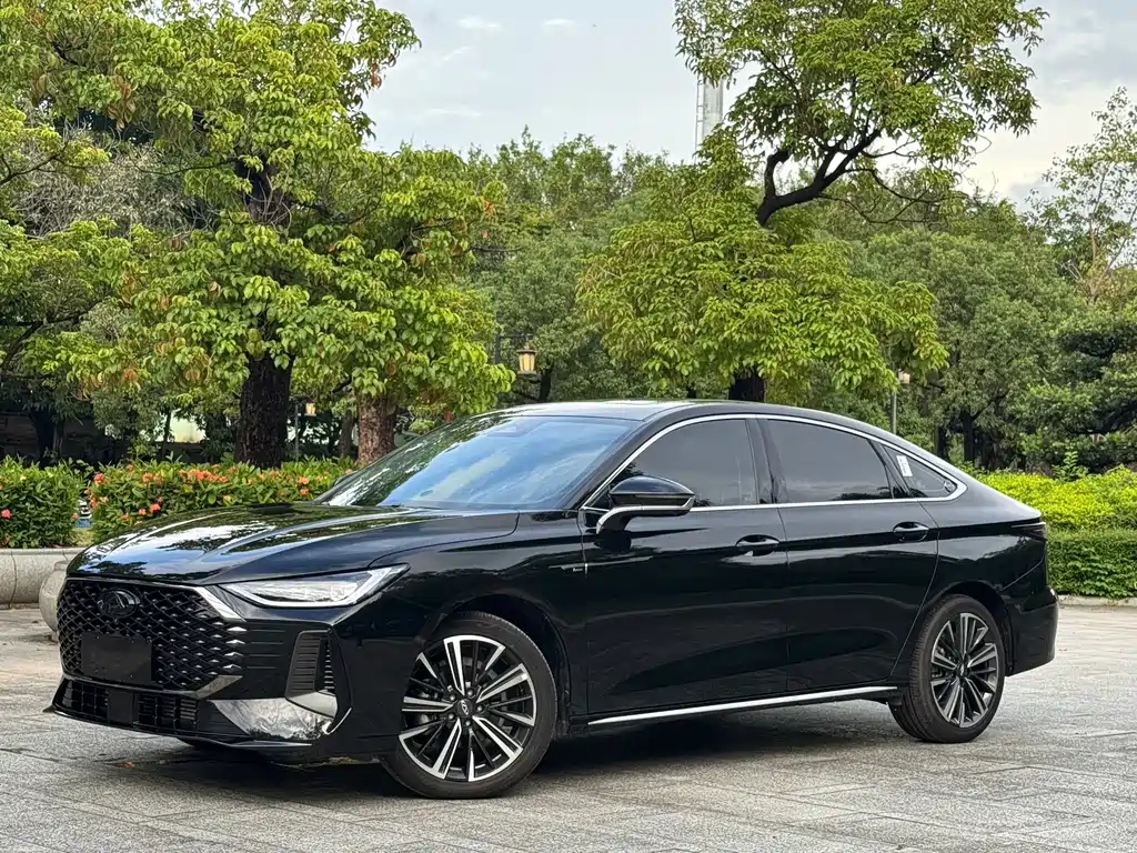 Arrizo 8 PRO 2025 Pro 1.6T класса люкс