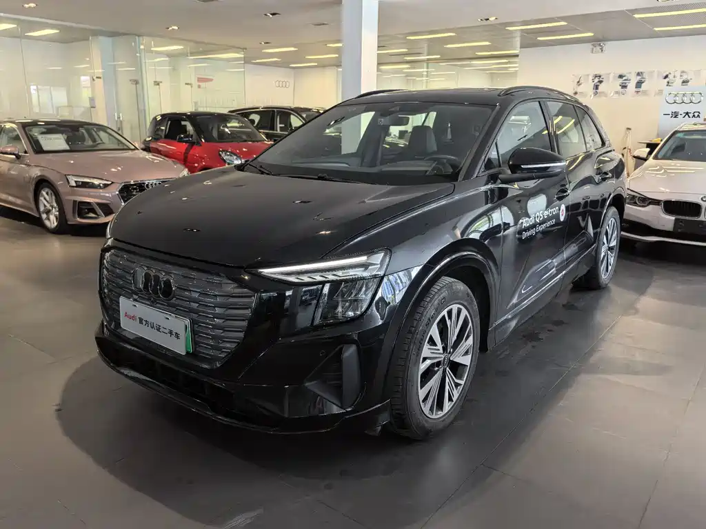 Audi Q5 e-tron 2023 40 e-tron shine mech package