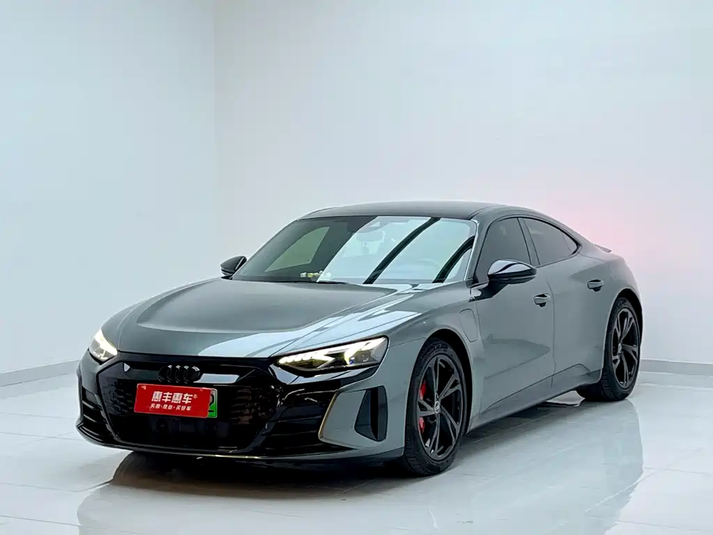 Audi e-tron GT 2023 basic model