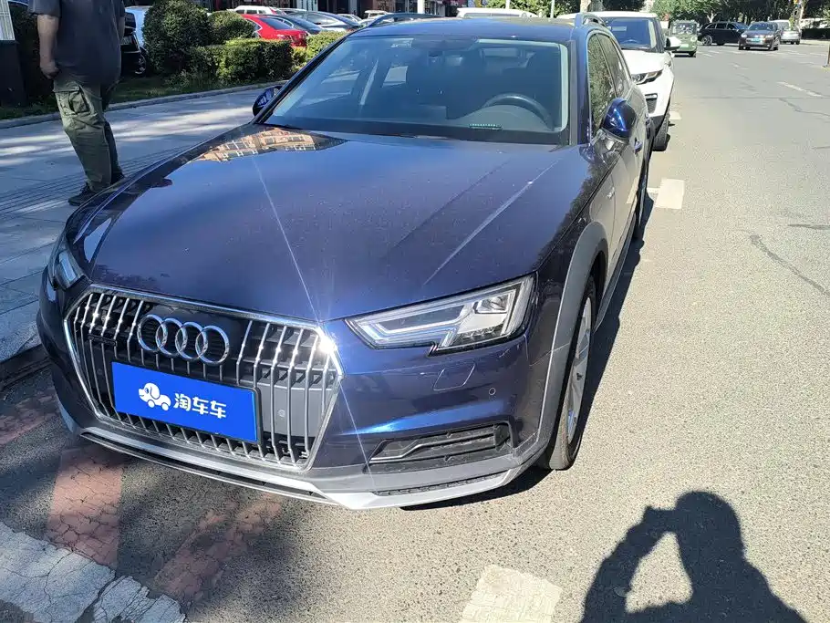 Audi A4 imported 2019 model 45 TFSI allroad quattro fashion type