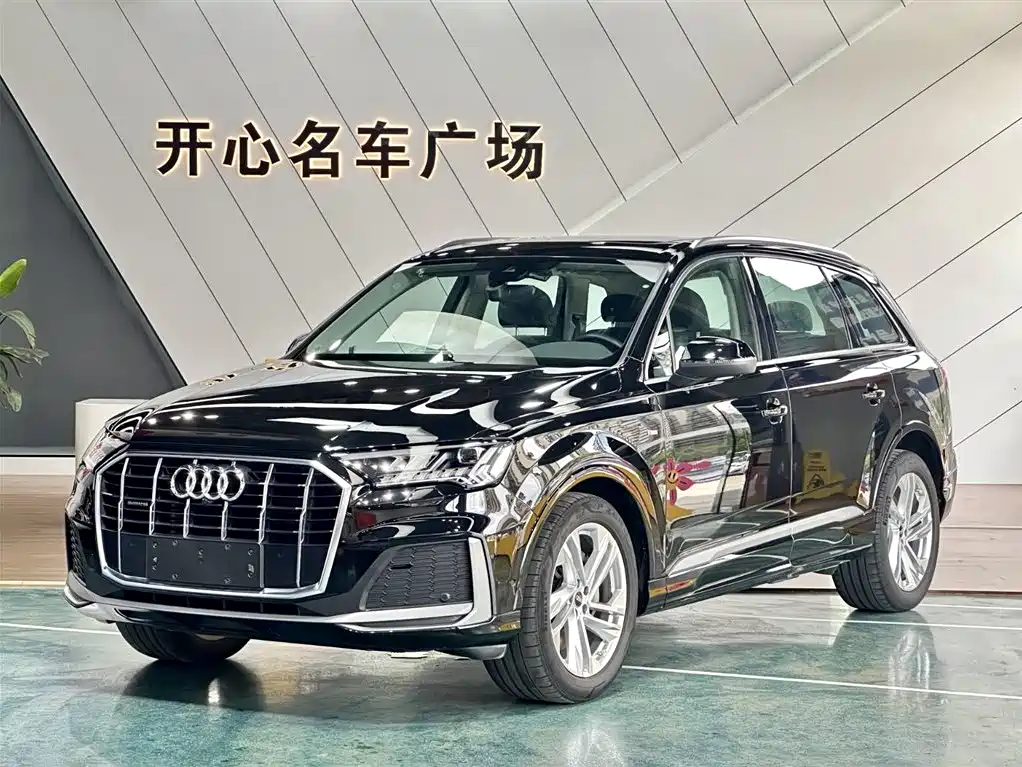 Audi Q7 2023 45 TFSI quattro S line Sport