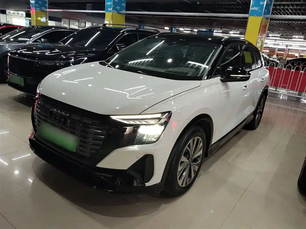 Audi Q5 e-tron 2023 40 e-tron shine mech package