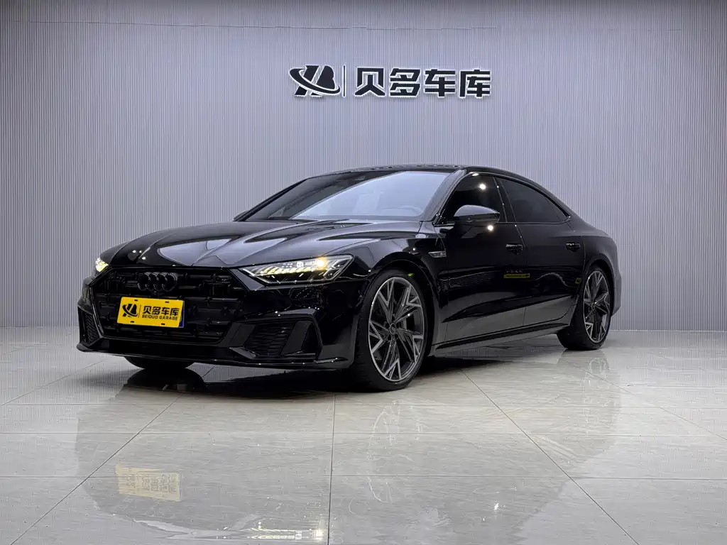Audi A7L 2024 модель 55 TFSI quattro Black Samurai Edition