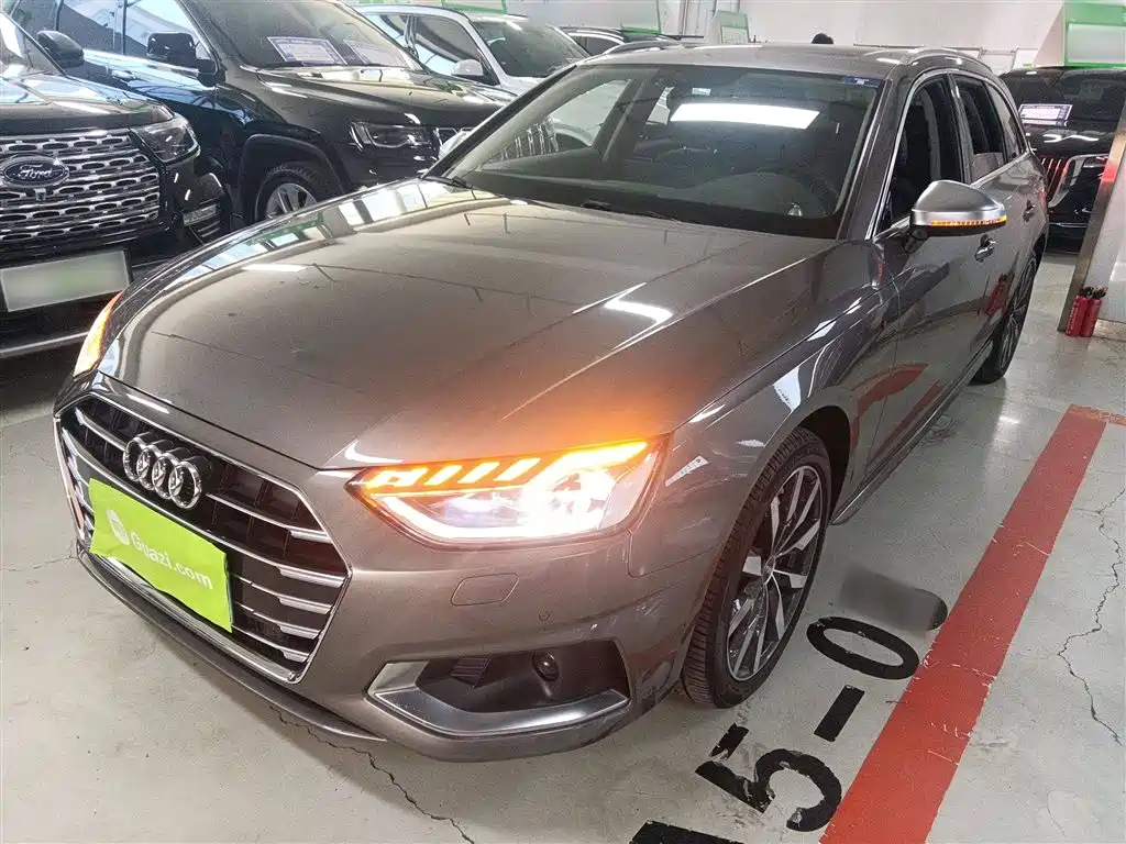 Audi A4 imported 2021 Avant-garde 40 TFSI fashion and elegant
