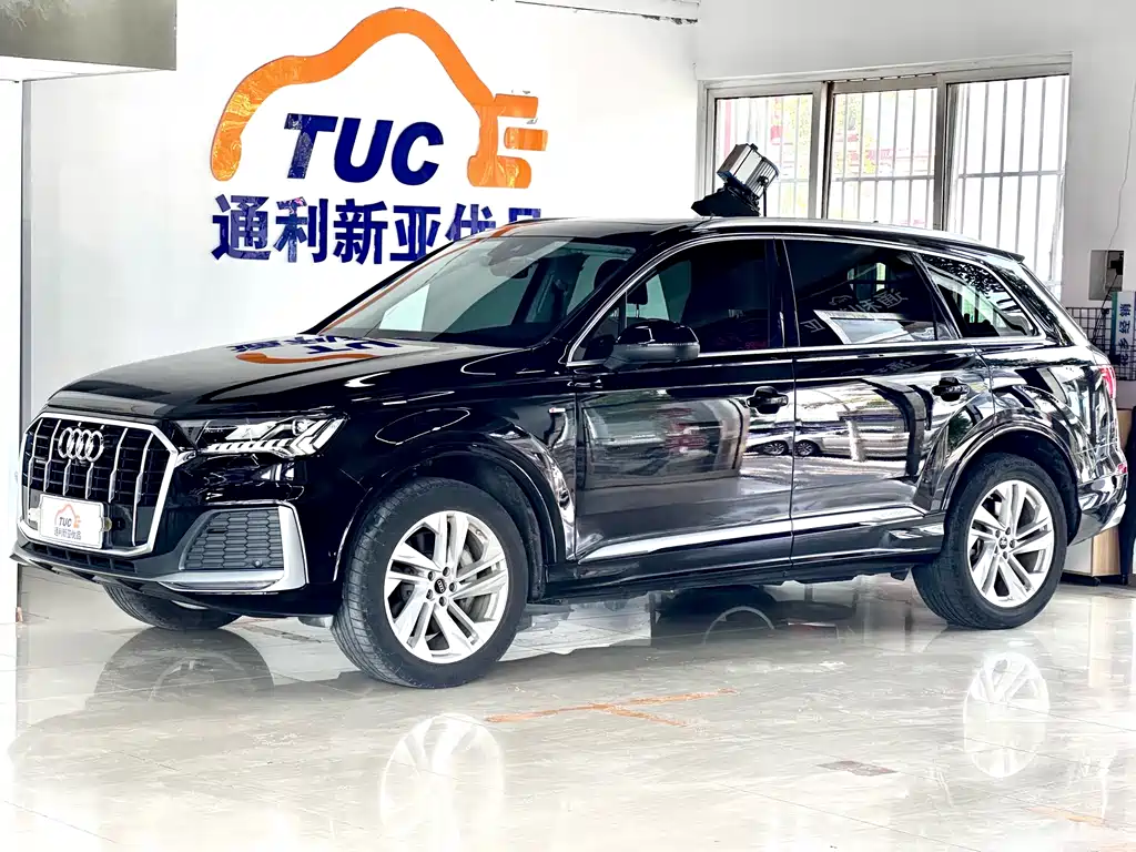 Audi Q7 2021 45 TFSI quattro S line Sport
