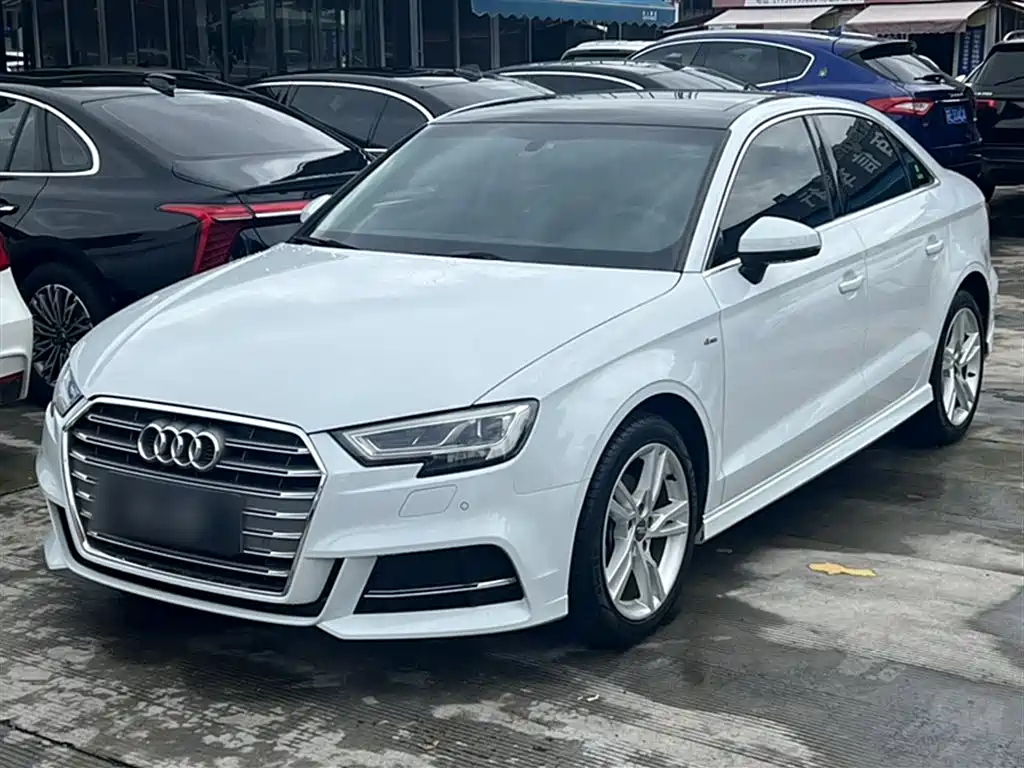 Audi A3 2020 Limousine 35 TFSI Style National VI