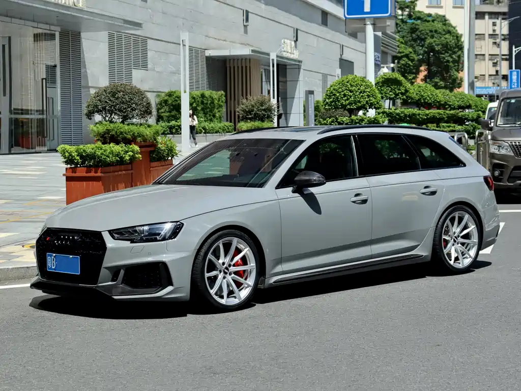 Audi RS 4 2019 RS 4 2.9 T Avant