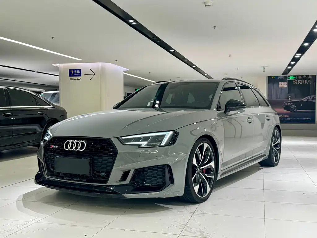 Audi RS 4 2019 RS 4 2.9 T Avant