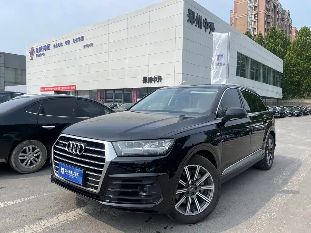 Audi Q7 2019 model 55 TFSI Premium model