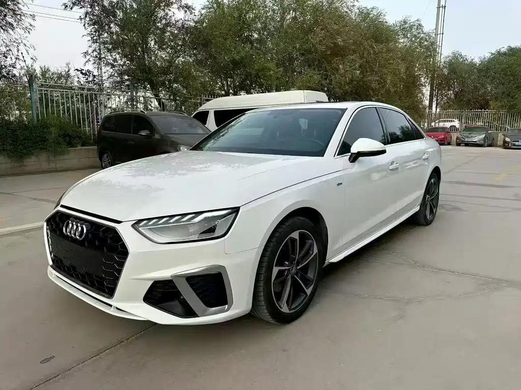 Audi A4L 2022 40 TFSI Stylish Dynamic