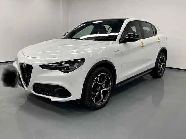 Stelvio 2023 2.0T 280 л.с. Veloce Track Edition