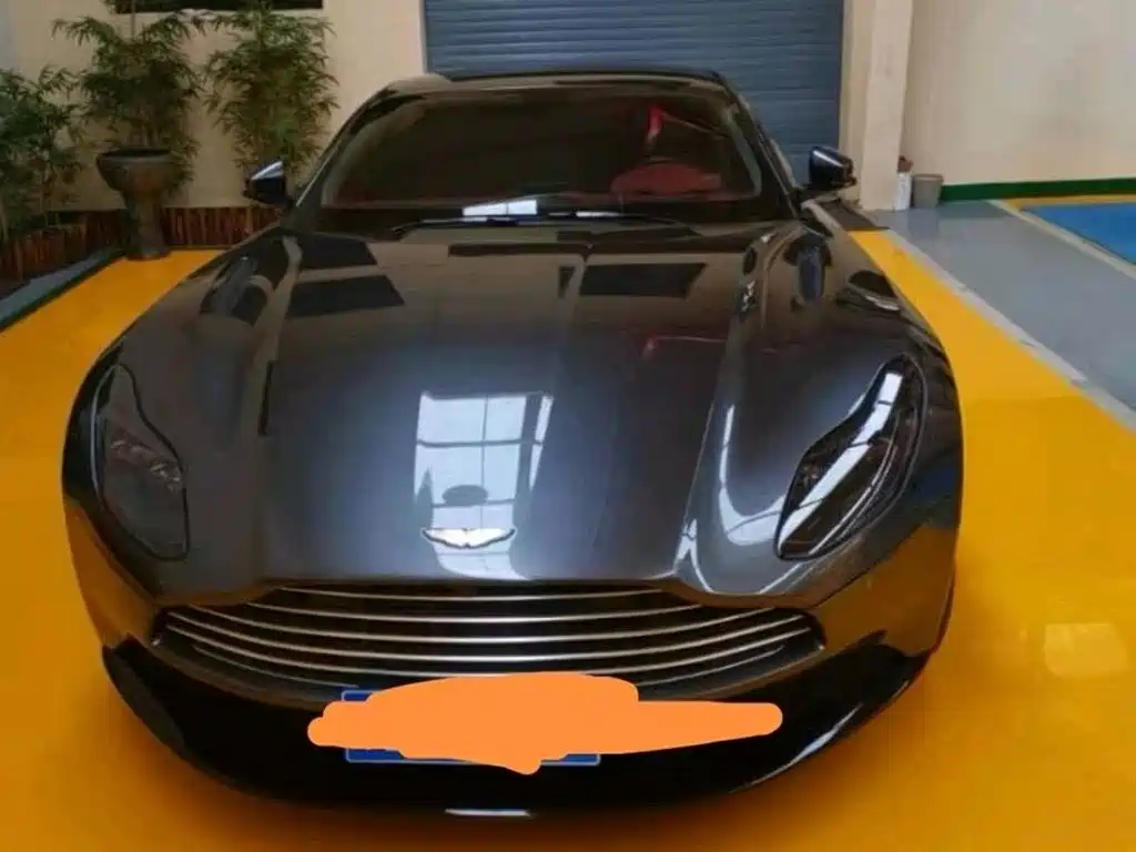 Aston Martin DB11 2020 4.0T V8 Coupe