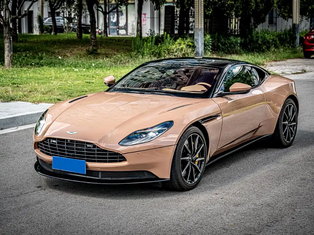 Aston Martin DB11 2020 4.0T V8 Coupe
