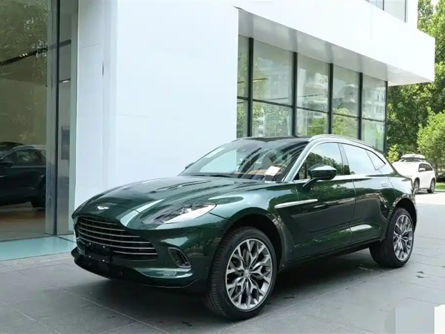 Aston Martin DBX 2021 4.0T V8 Back to Basics