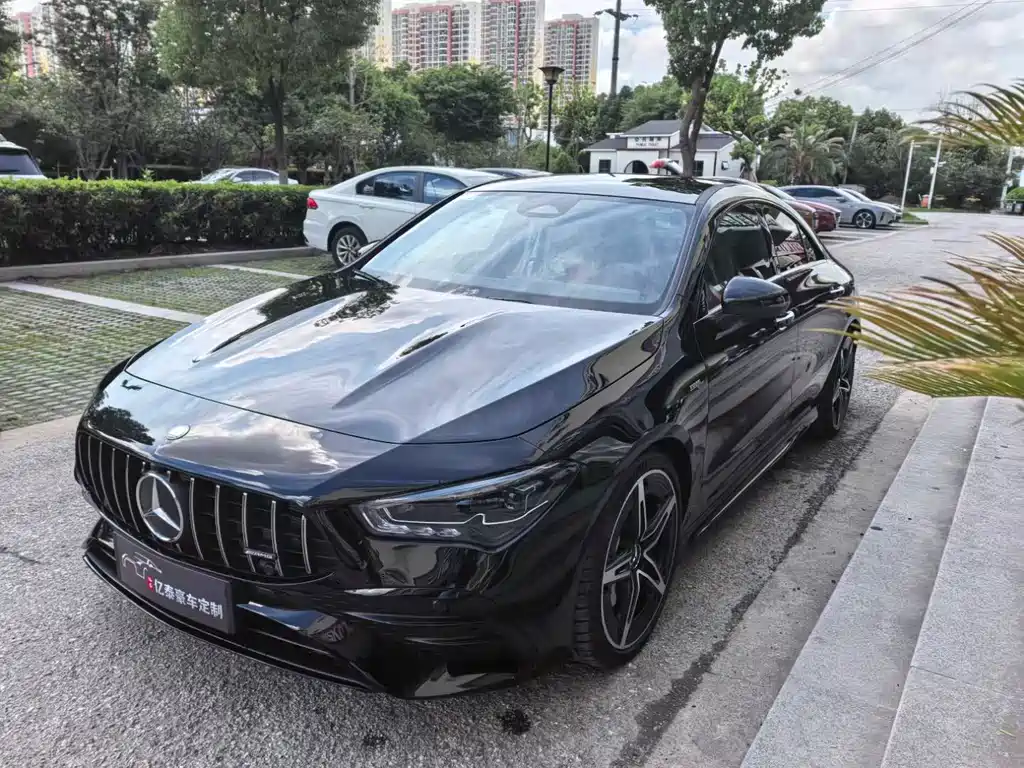 Mercedes-Benz CLA AMG 2025 AMG CLA 35 4MATIC
