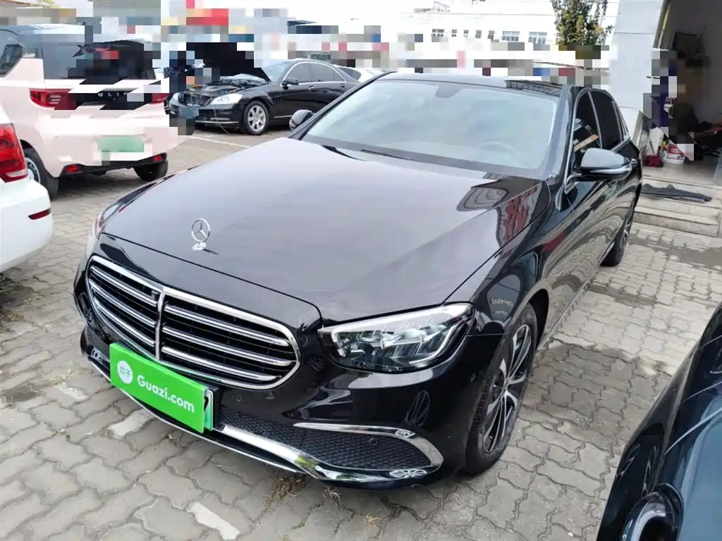 Mercedes-Benz E-class New Energy 2022 с рестайлинговым дизайном three-E 350 e L -гибридный седан с подключаемым модулем