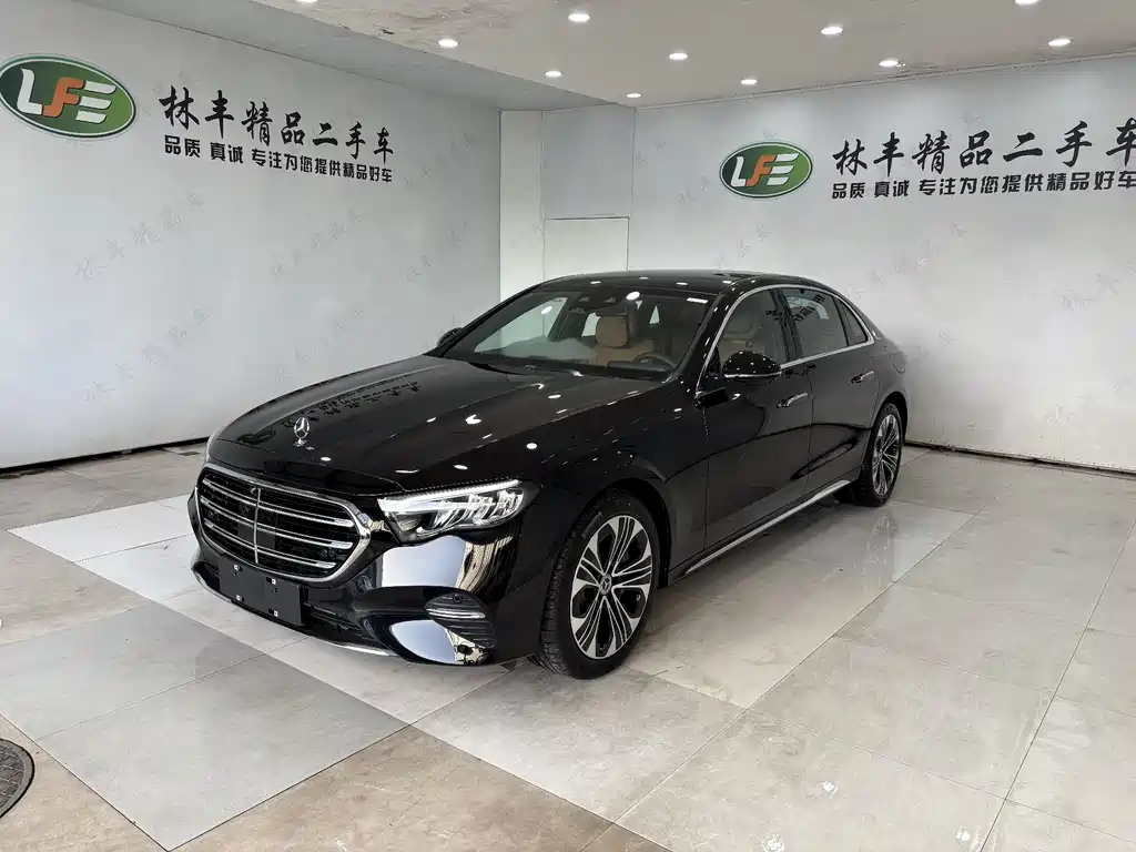 Mercedes-Benz E-class New Energy 2024 E 350 e L -гибридный седан с подключаемым модулем