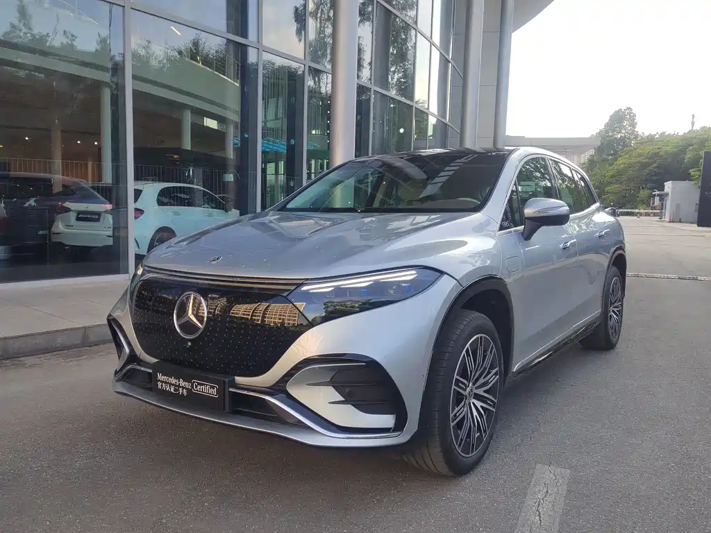 Mercedes-Benz EQS SUV 2023 450 4MATIC Deluxe Edition