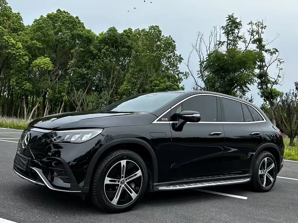 Внедорожник Mercedes-Benz EQE 2024 года выпуска, модель 350, 4MATIC Pioneer Edition