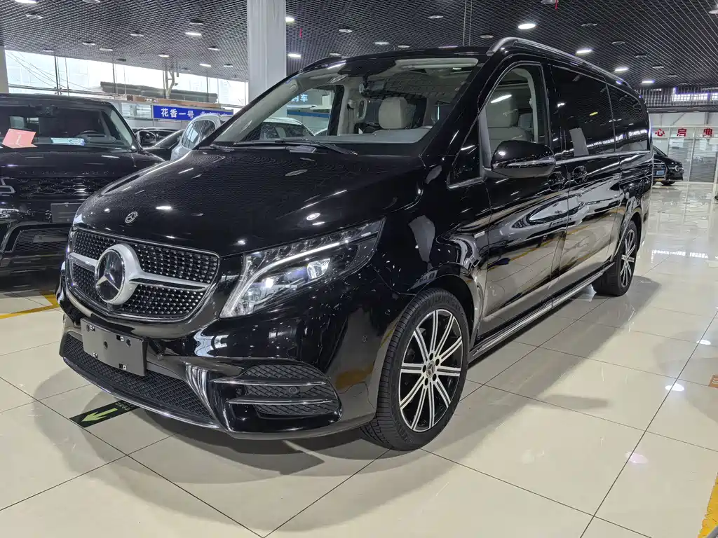 Mercedes-Benz V-Class 2022 V 260 L Long Wheelbase Luxury