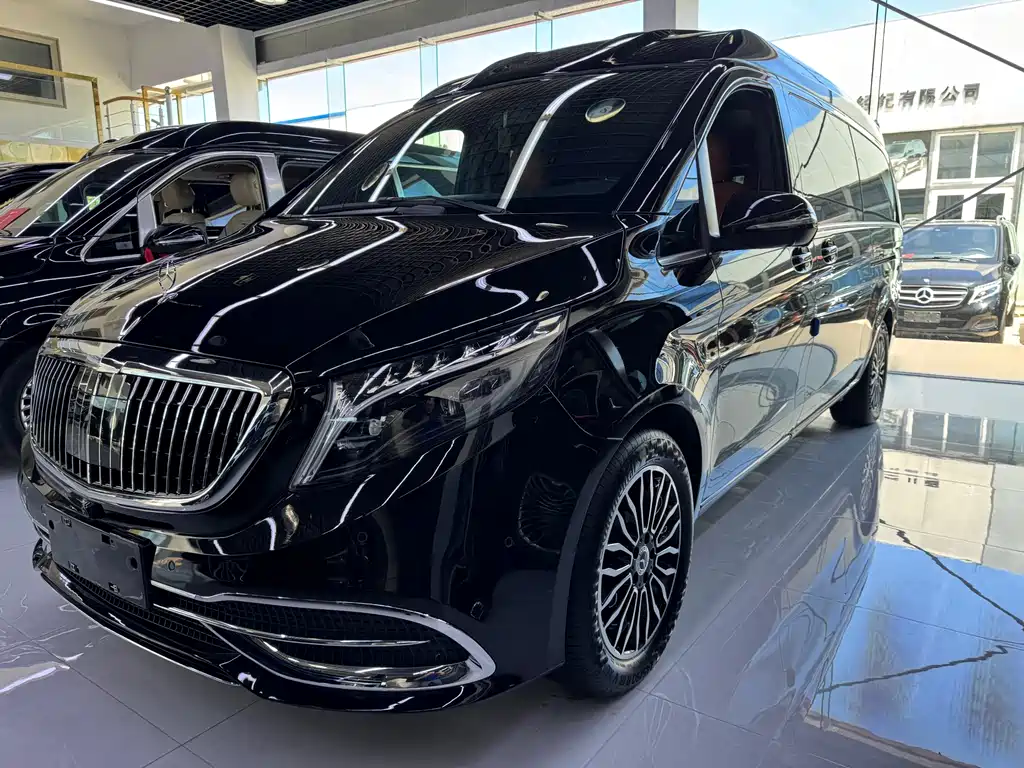 Mercedes-Benz V-Class 2022 V 260 L Long Wheelbase Premium
