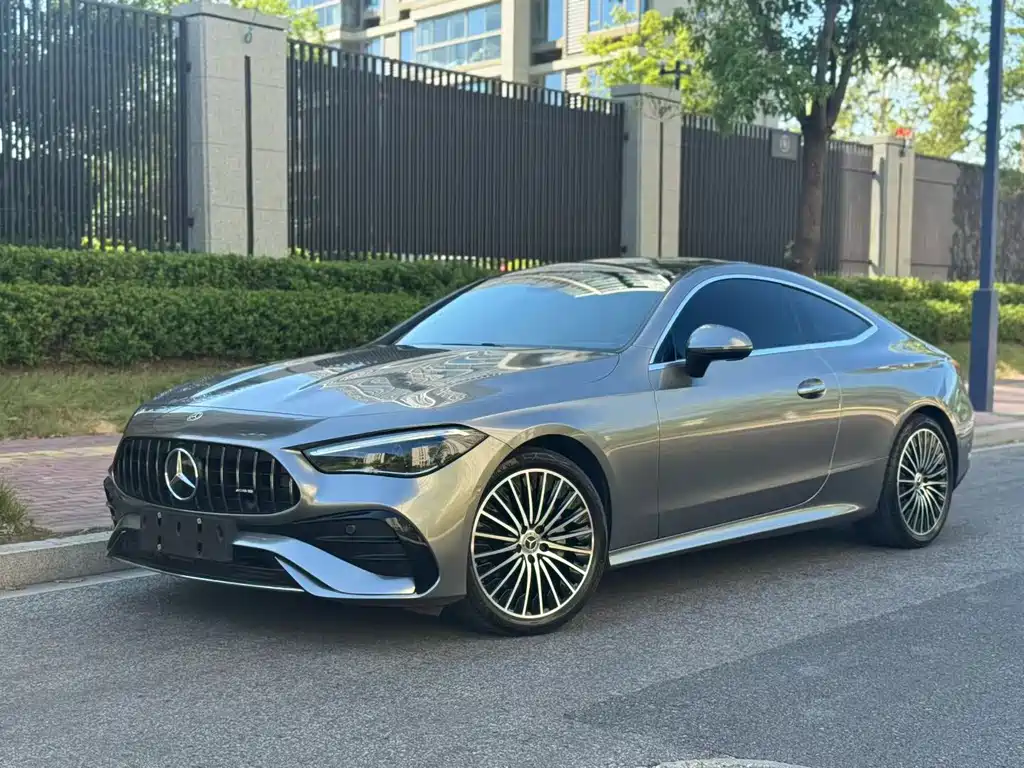 Mercedes-Benz CLE 2024 CLE 300 4MATIC динамичное купе