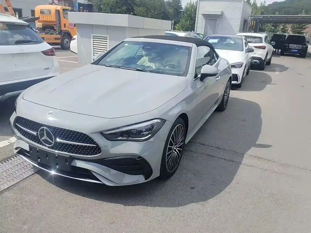 Mercedes-Benz CLE 2025 CLE 260 купе с откидным верхом