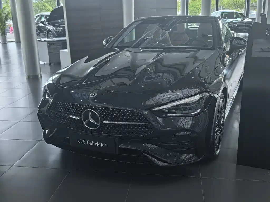 Mercedes-Benz CLE 2025 CLE 260 купе с откидным верхом