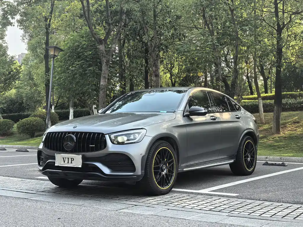 Mercedes-Benz GLC Coupe AMG 2020 AMG GLC 43 4MATIC Coupe SUV