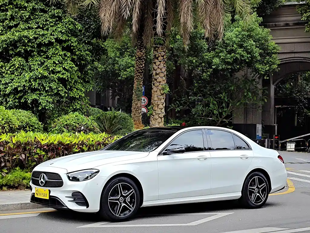 Mercedes-Benz E-Class (Import) 2021 E 260 Stylish Sport