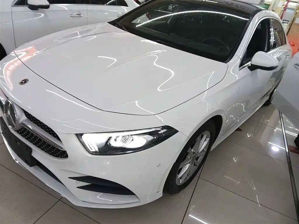 Mercedes-Benz A-class 2021 A 200 L sports sedan fashion type