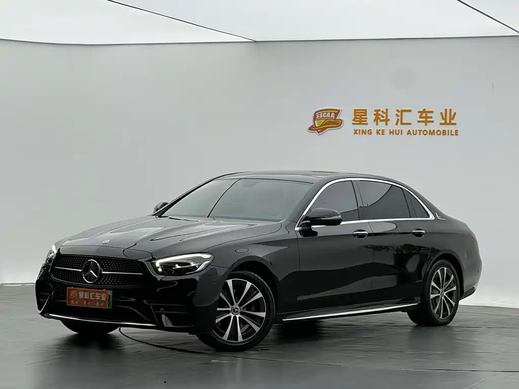 Спортивный седан Mercedes-Benz E-class New Energy 2023 E 350 e L с подключаемым модулем