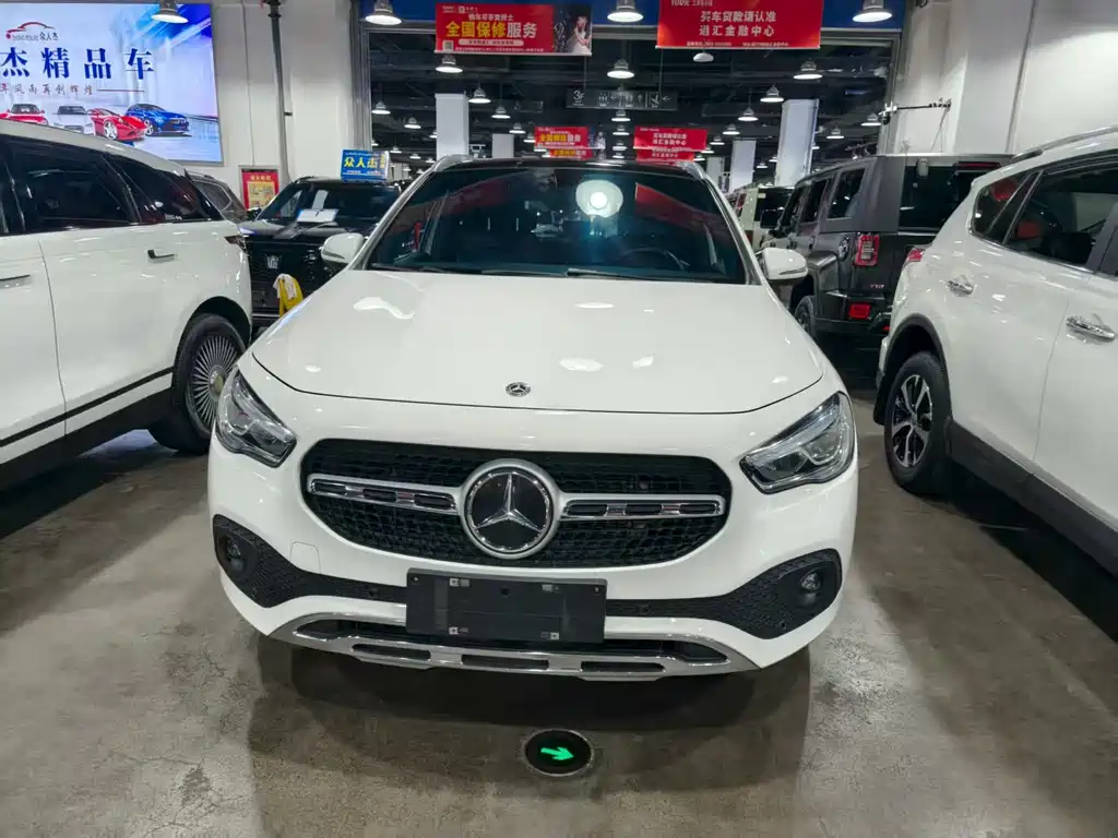 Mercedes-Benz GLA 2020 GLA 200