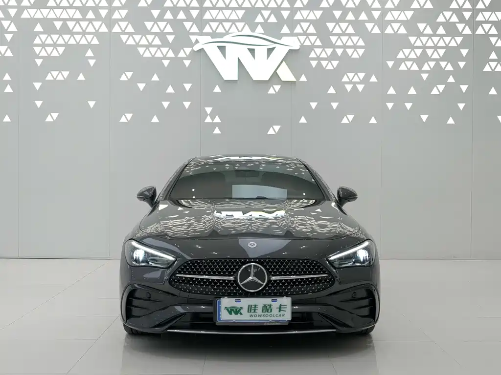 Mercedes-Benz CLE 2024 CLE 300 4MATIC динамичное купе