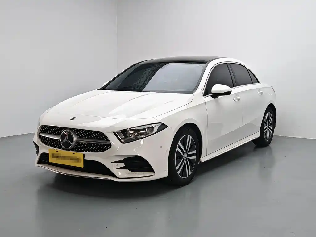 Mercedes-Benz A-class 2019 A 180 L sports sedan