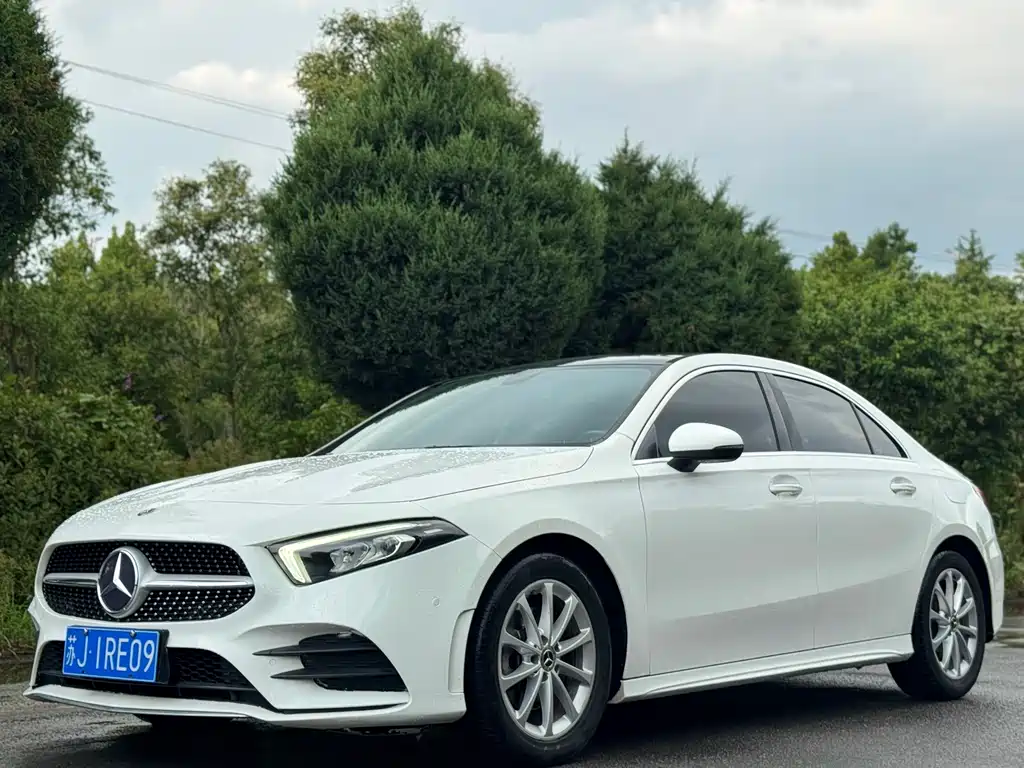 Mercedes-Benz A-Class 2019 A 200 L Sport Sedan
