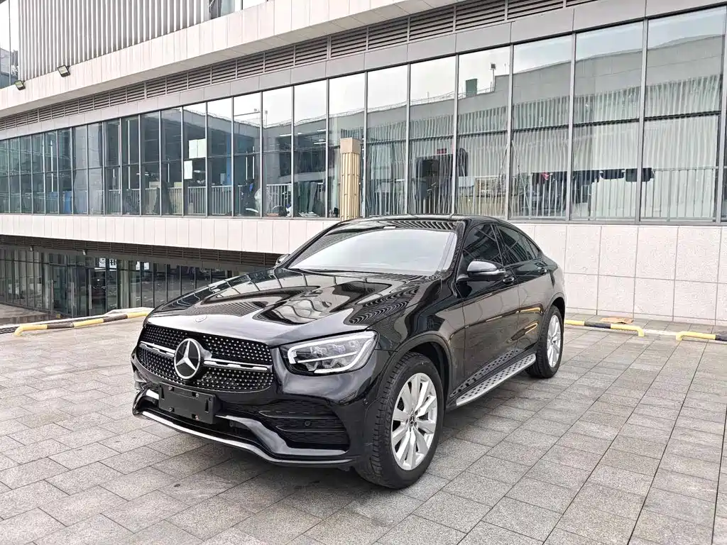 Mercedes-Benz GLC Coupe 2020 GLC 260 4MATIC Coupe SUV