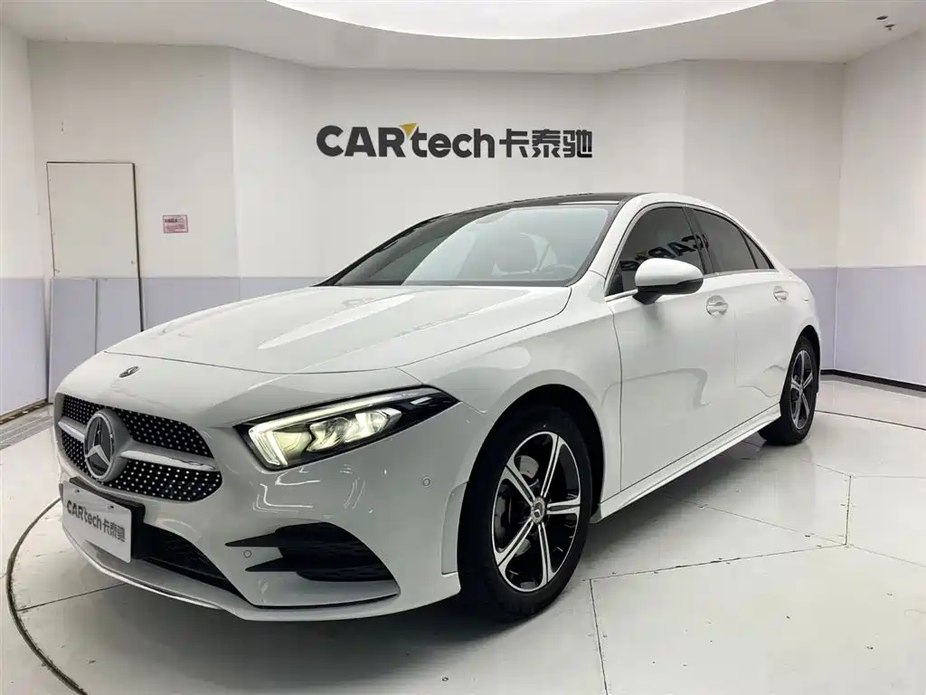 Mercedes-Benz A-class 2022 facelift Triple A 200 L sports sedan fashion type