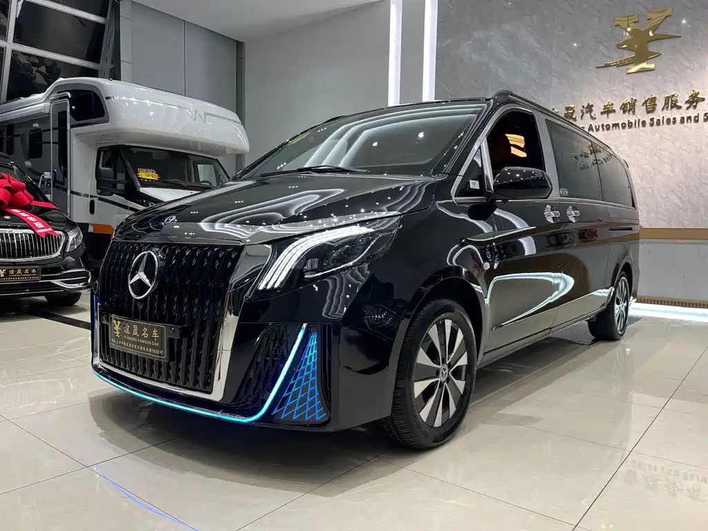 VITO 2023 2.0T Business Edition 7-seater