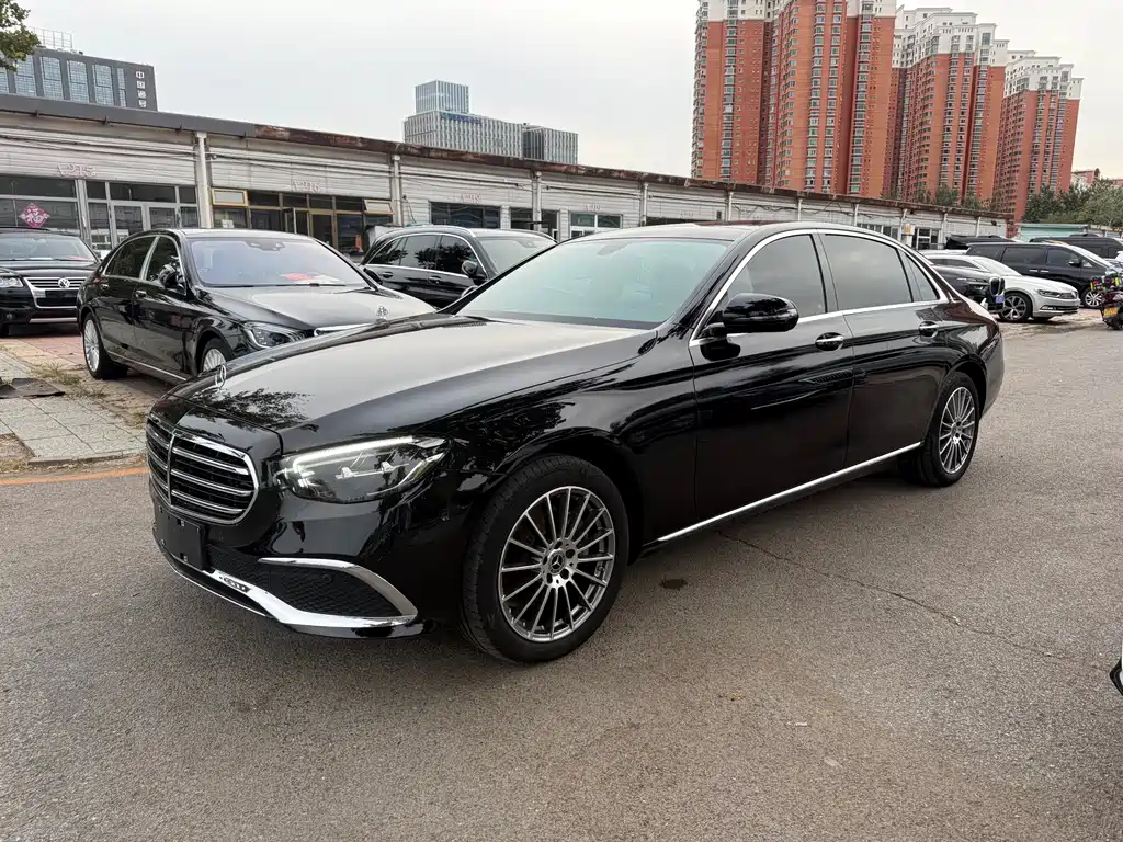 Mercedes-Benz E-Class 2023 E 260 L sports type
