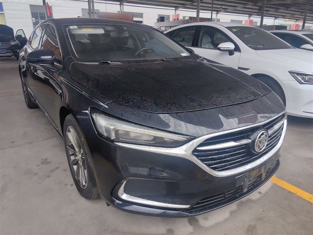 Grand Touring 2021 652T Luxury