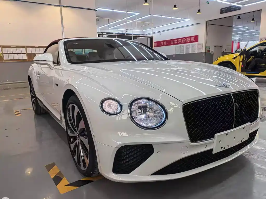 Continental 2024 4.0T GT V8 convertible version