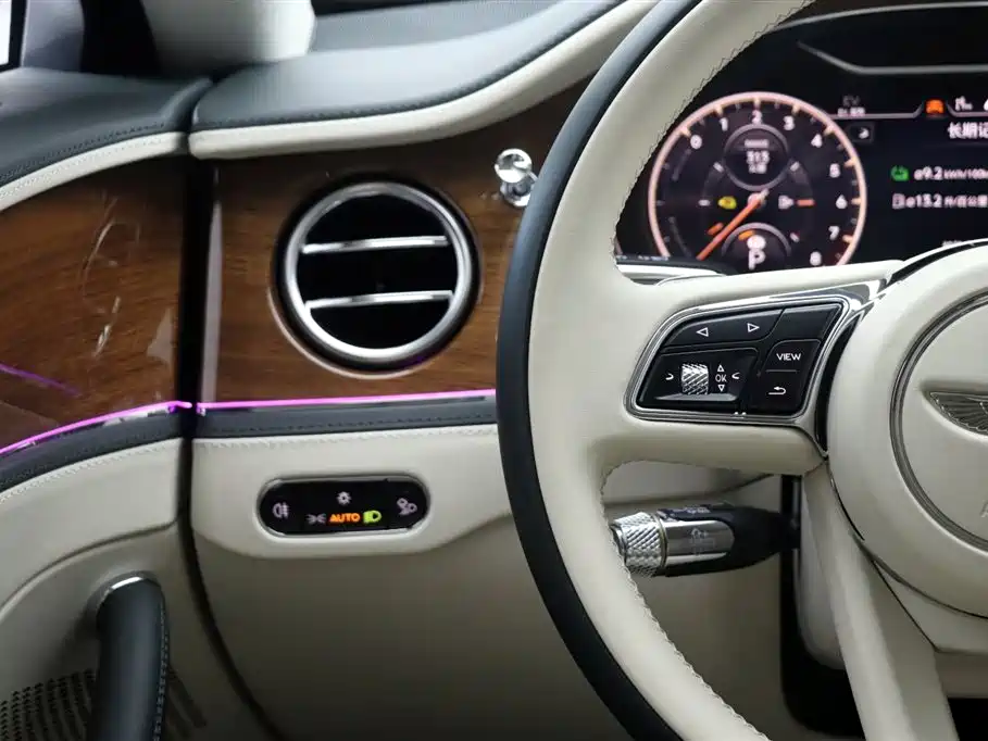 Фото машины 18