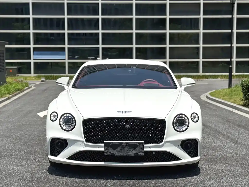 Continental 2022 4.0T GT V8