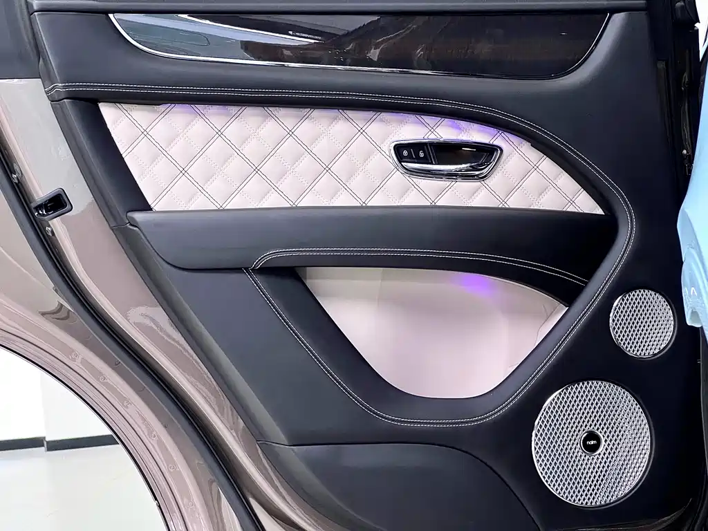 Фото машины 42