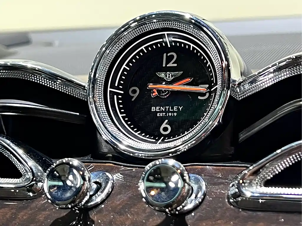 Фото машины 33