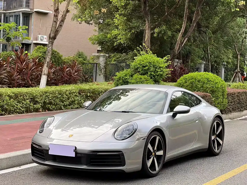 Porsche 911 2023 Carrera 3.0T
