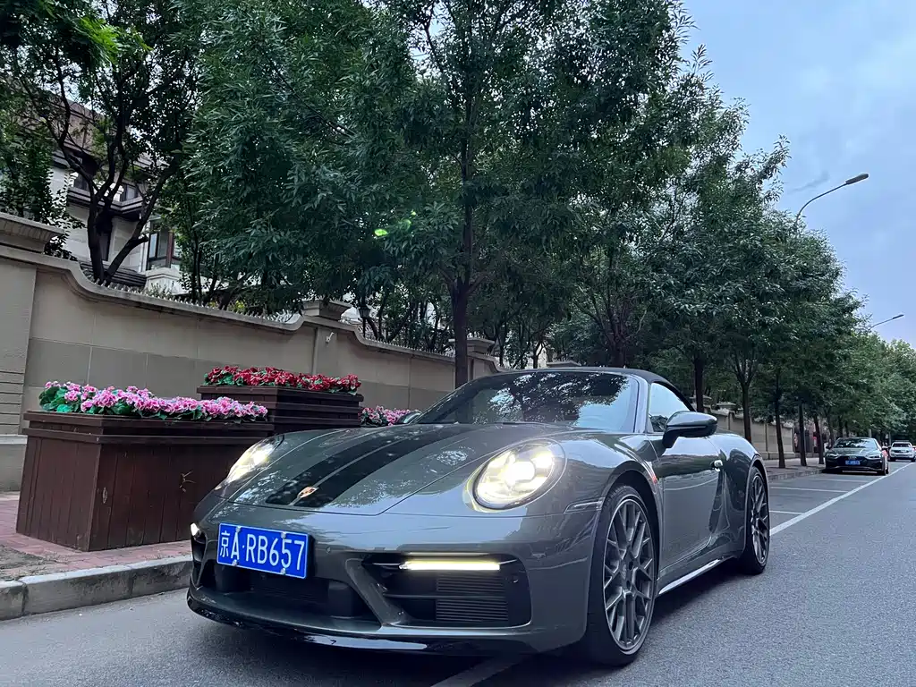 Porsche 911 2020 Carrera Cabriolet 3.0T
