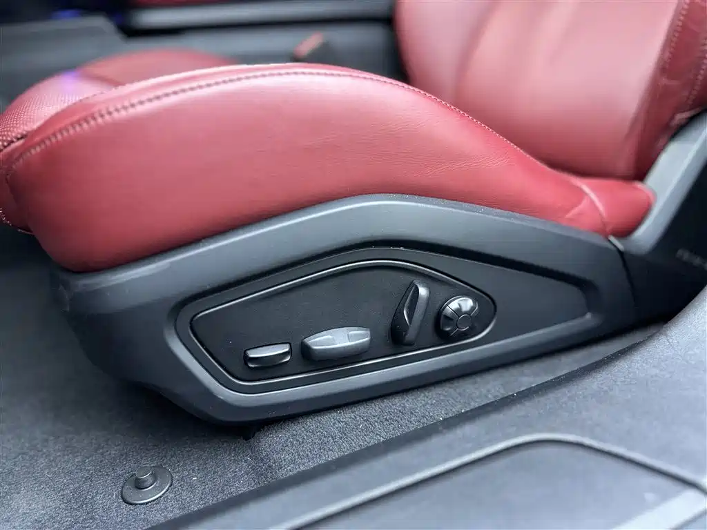 Фото машины 24