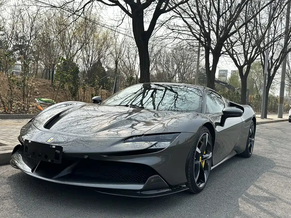 SF90 2020 модель 3,9 T V8 Stradale
